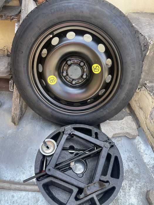 Kit roata de rezerva si cric BMW