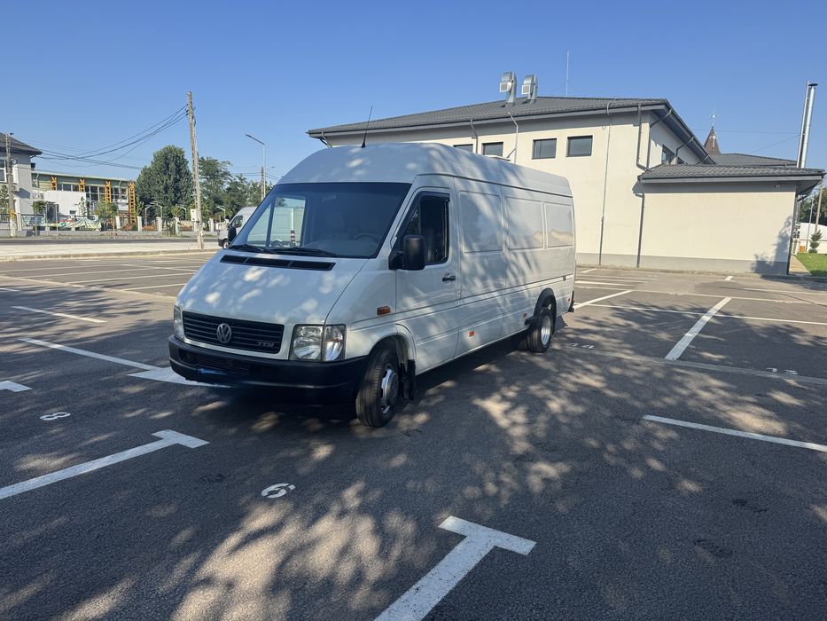Volkswagen.   Lt 46   2.8     160cp
