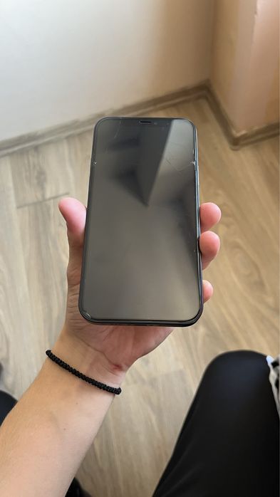 iPhone 12 black 64gb