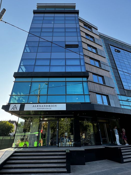 BIROU ETAJ 1 - 320mp DE INCHIRIAT pe Nicolae Caramfil,  zona Promenada