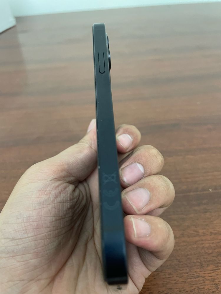 Iphone 12 black