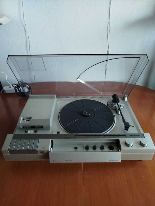 Superb Stereo Music Center Minerva model: RST 200. In stare perfecta!