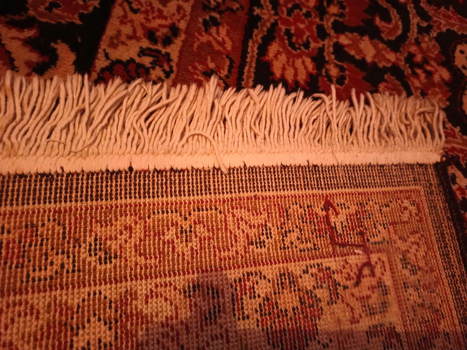 covor persan lucrat manual