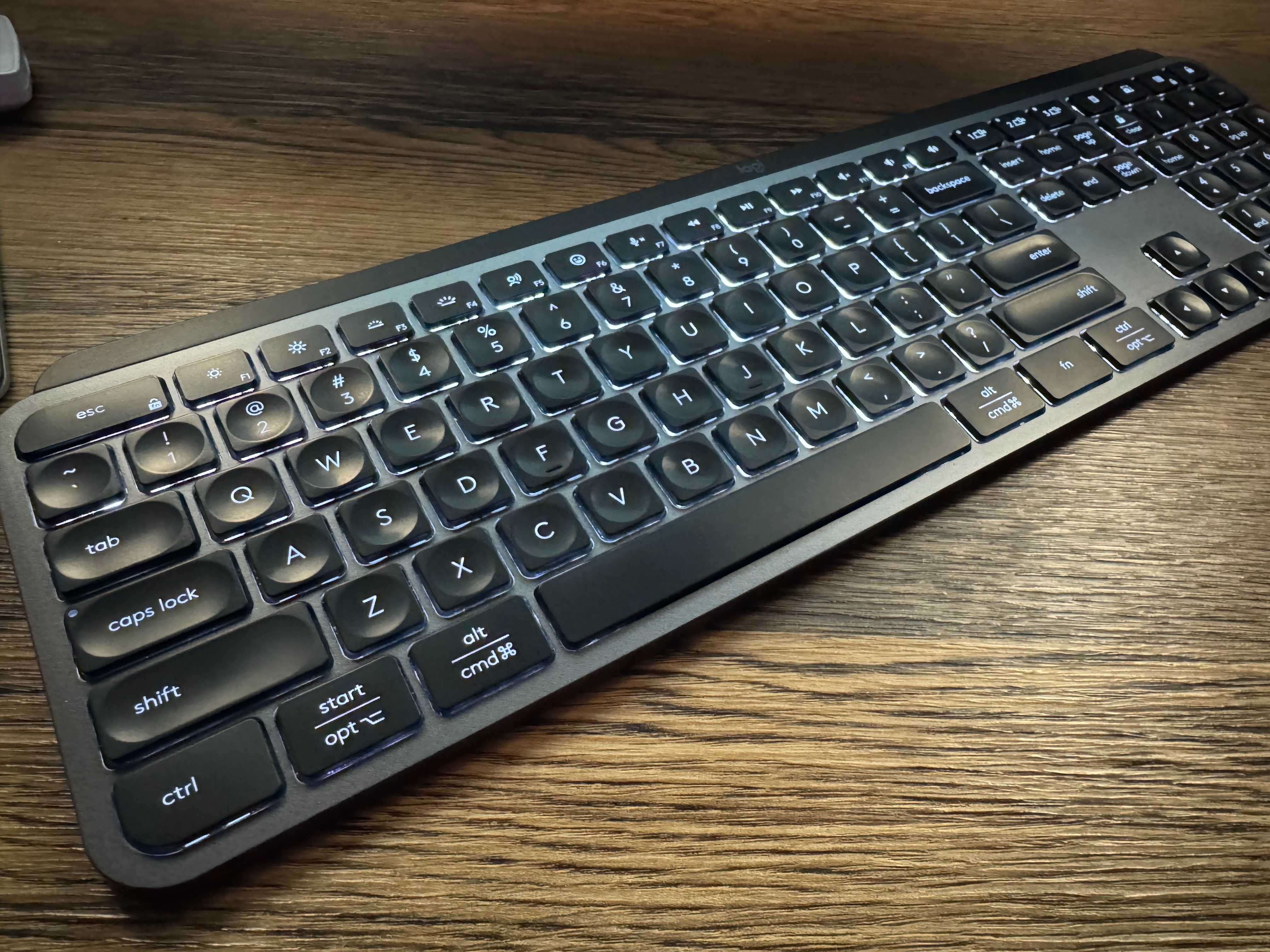 Bluetooth Клавиатура Logitech MX Keys S1
