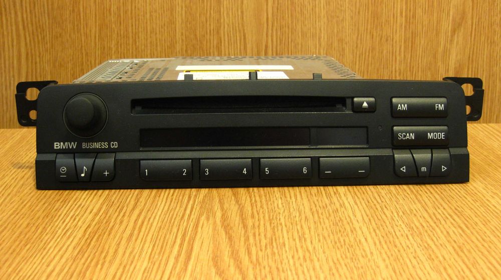 Radio CD casetofon Ford Nissan Mercedes Smart BMW Skoda