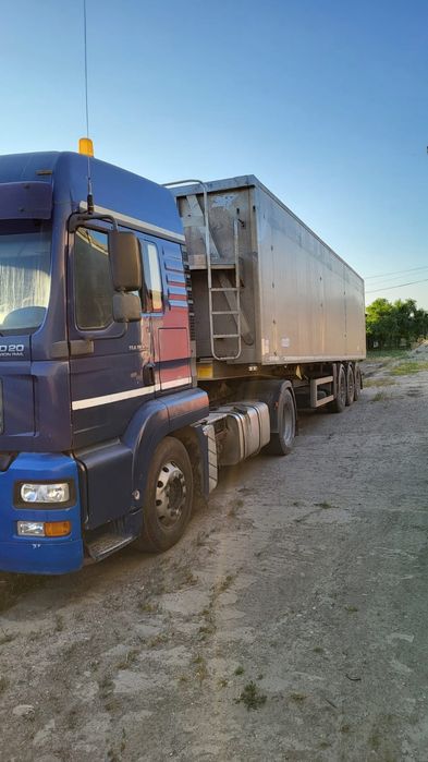 Vând cap tractor MAN și benă cereale