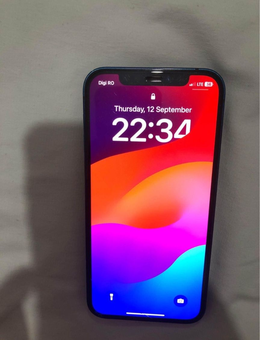 Iphone 12 in stare perfecta