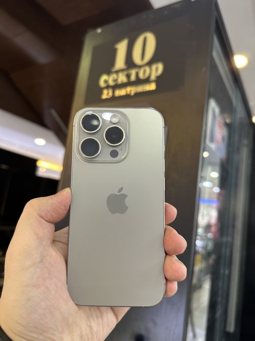 Apple iphone 15 pro 256gb natural titanium