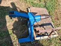 Despicator lemne pentru tractor