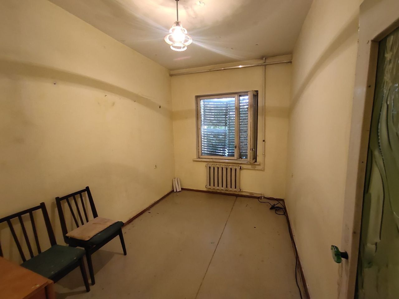 Юнусабад 17 квартал 2 (58²) 1 этаж продаётся квартира