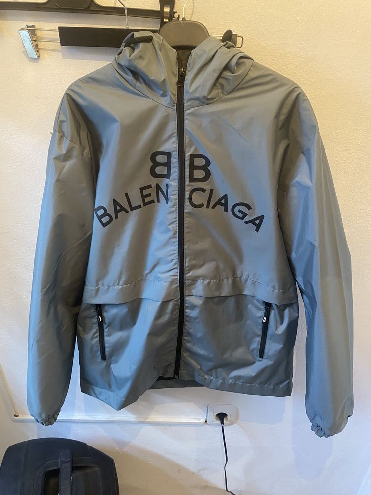 Balenciaga ветровка