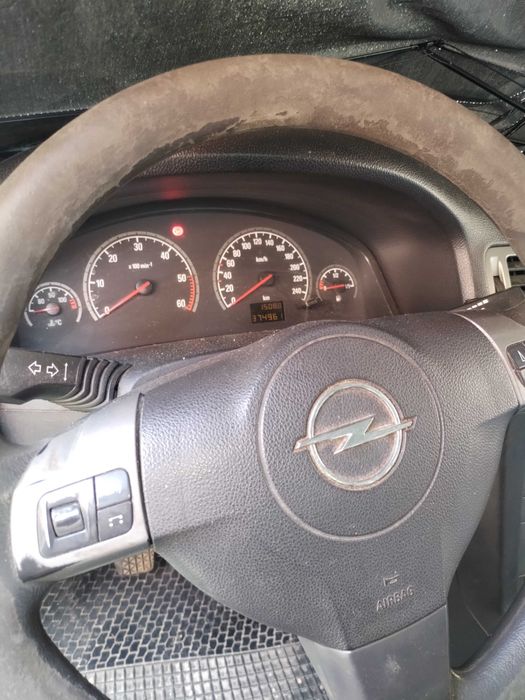 De vanzare Opel Vectra 1.9 TDI 2300 EURO  NEGOCIABIL