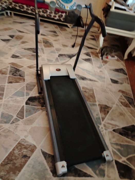 Беговой дорожка сотилади