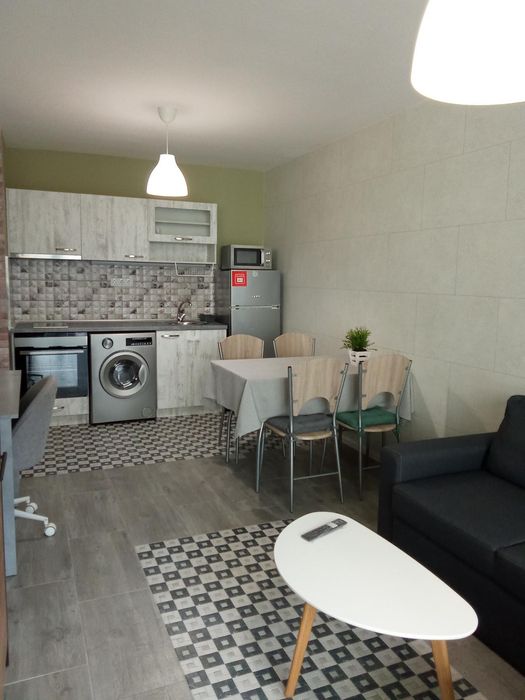 Уютен ДВУСТАЕН апартамент в района на Младежки хълм