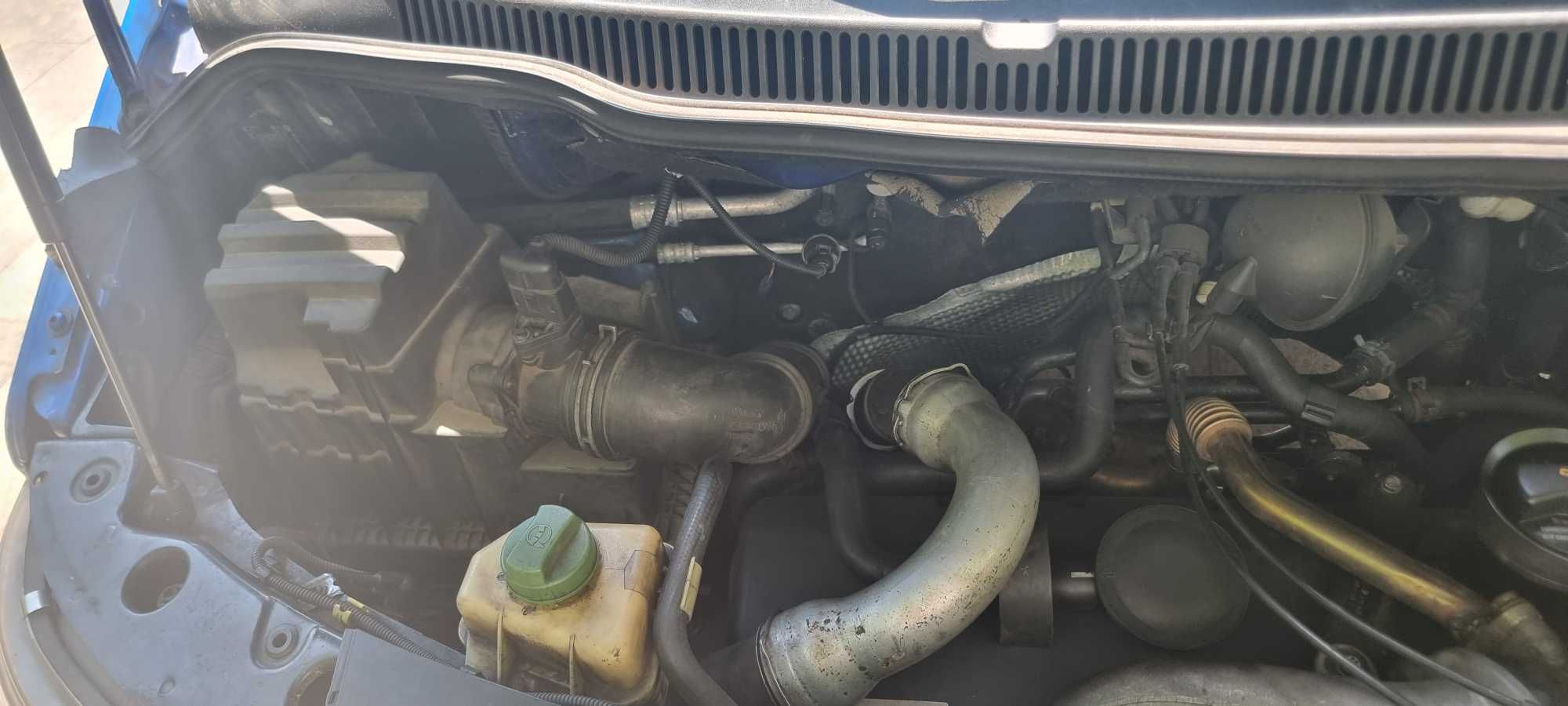 Volkswagen Transporter T5 2.5 TDI