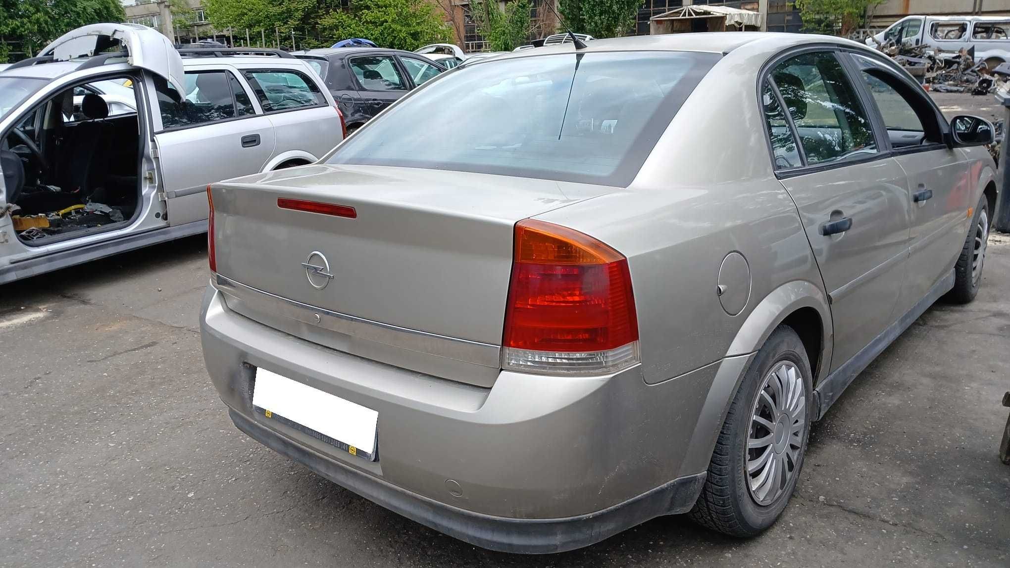 Dezmembrez Opel Vectra C 1.6 Benzina DiN 2003-Z16XE