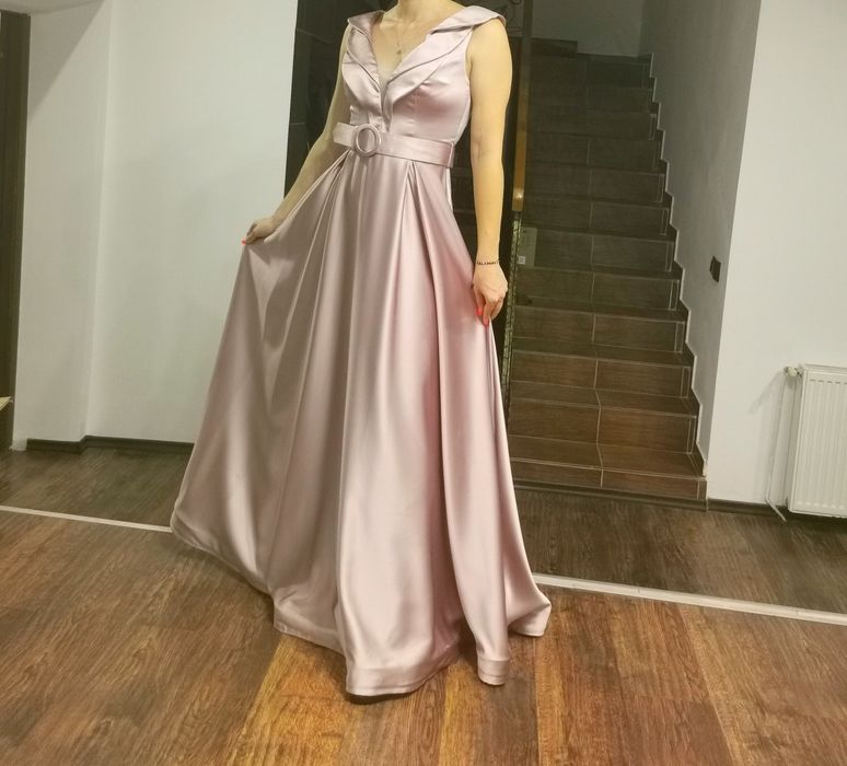 Vând rochie de seară
