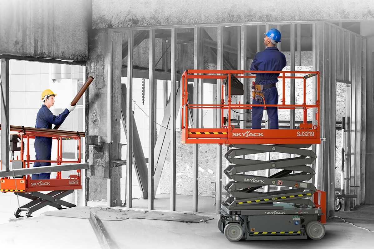ПОД НАЕМ Ножична Вишка Skyjack SJIH 3219/ 8 м. Височина, гр. Казанлък
