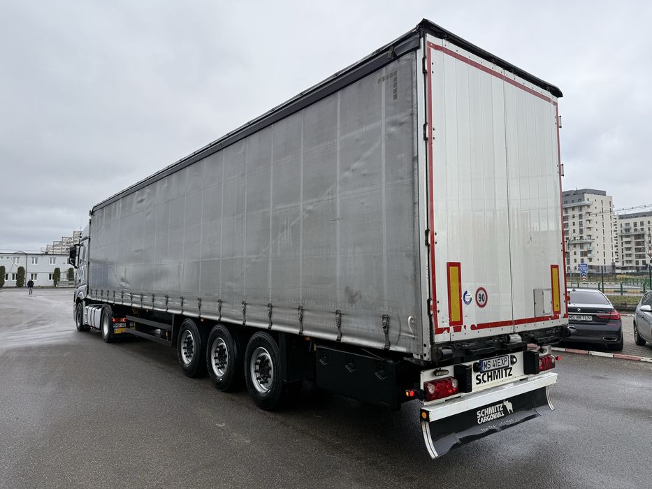 Semiremorca Schmitz