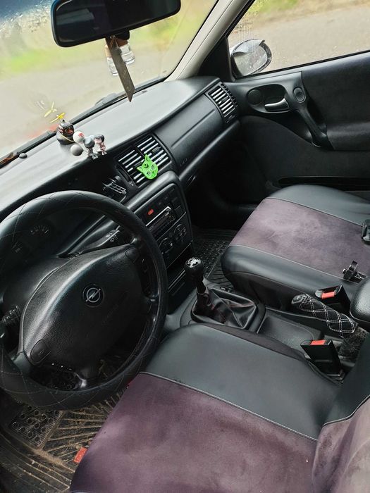 Opel vectra B 1.6 16v