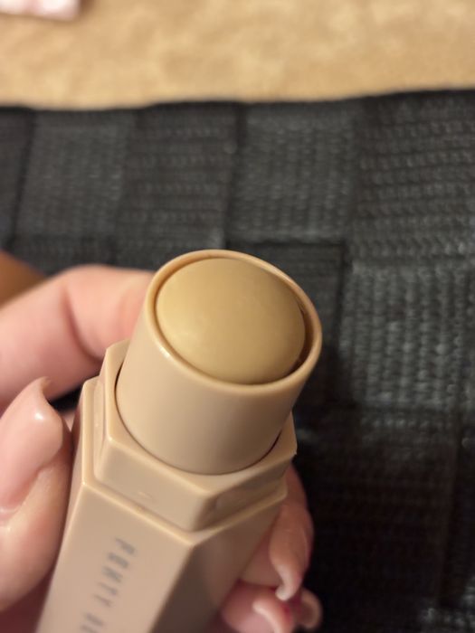 Fenty Beauty контур стик