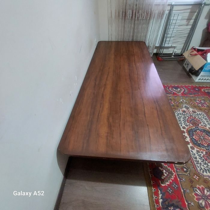 Stol ham xontaxta sotiladi