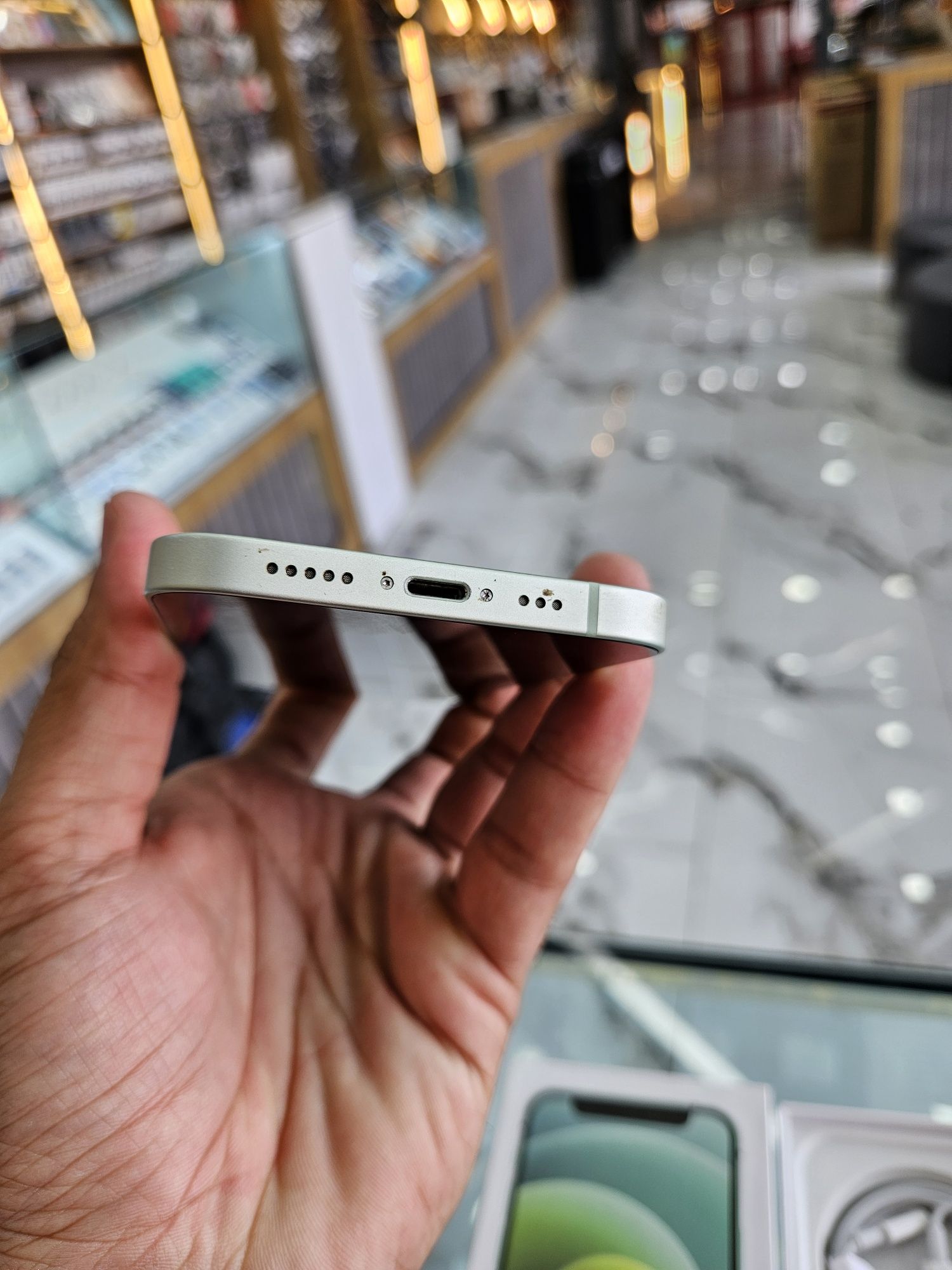 Iphone12. LL/A      88%   64gb