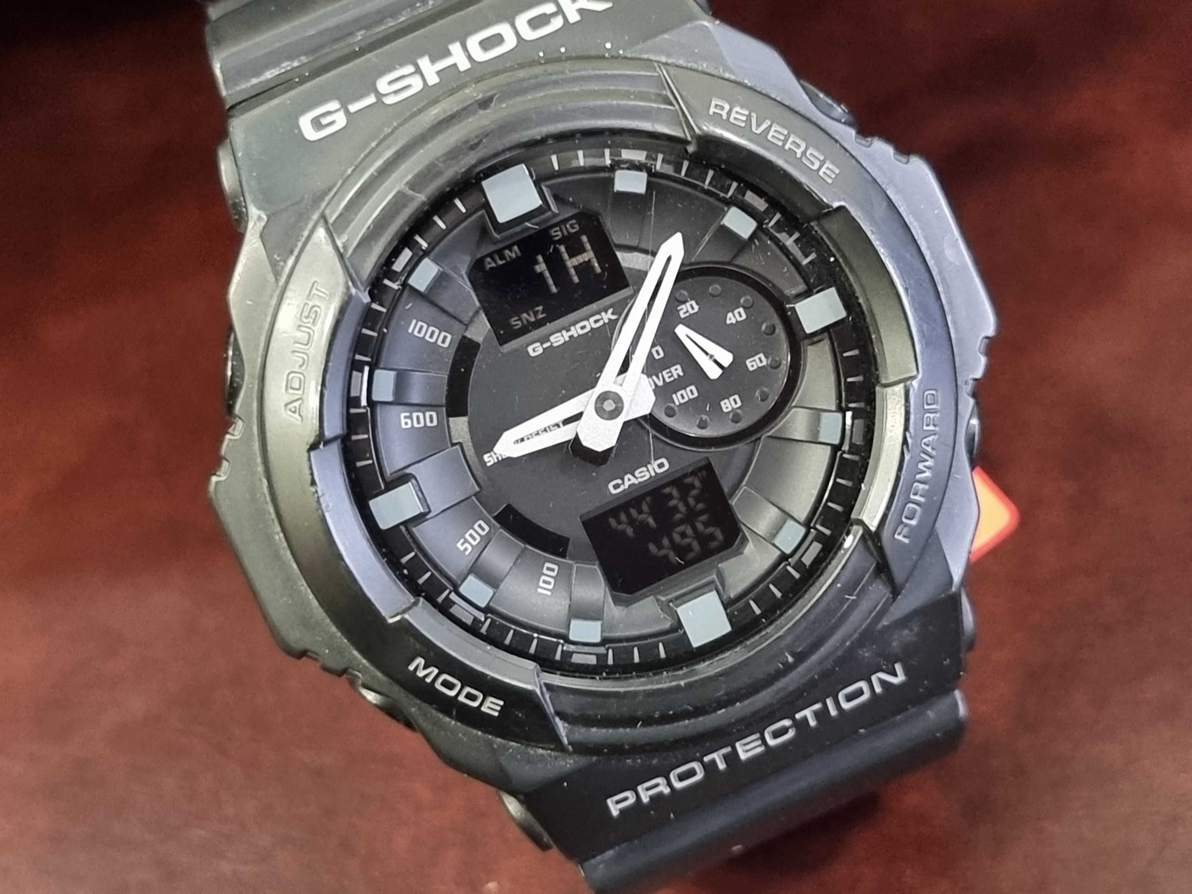 Часовник Casio G-SHOCK