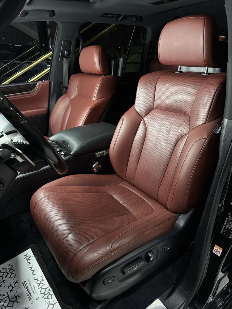 Lexus LX570 Sport Plus