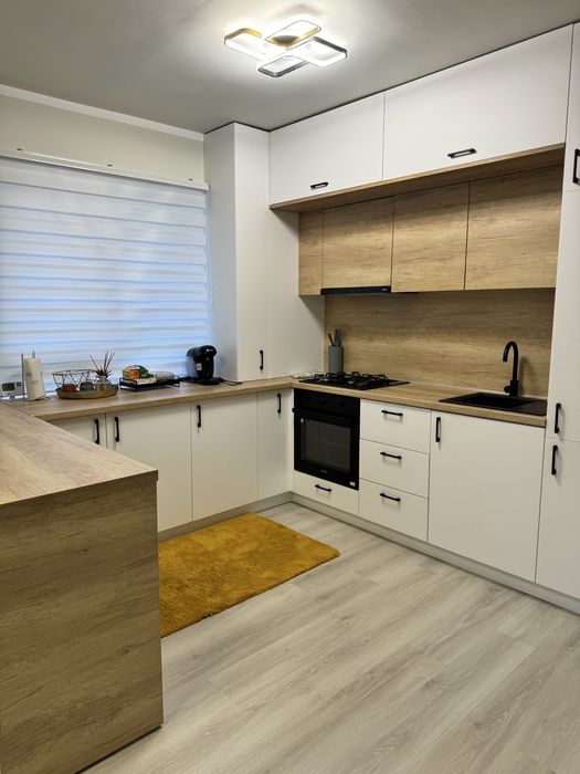 apartament cu 2 gradini