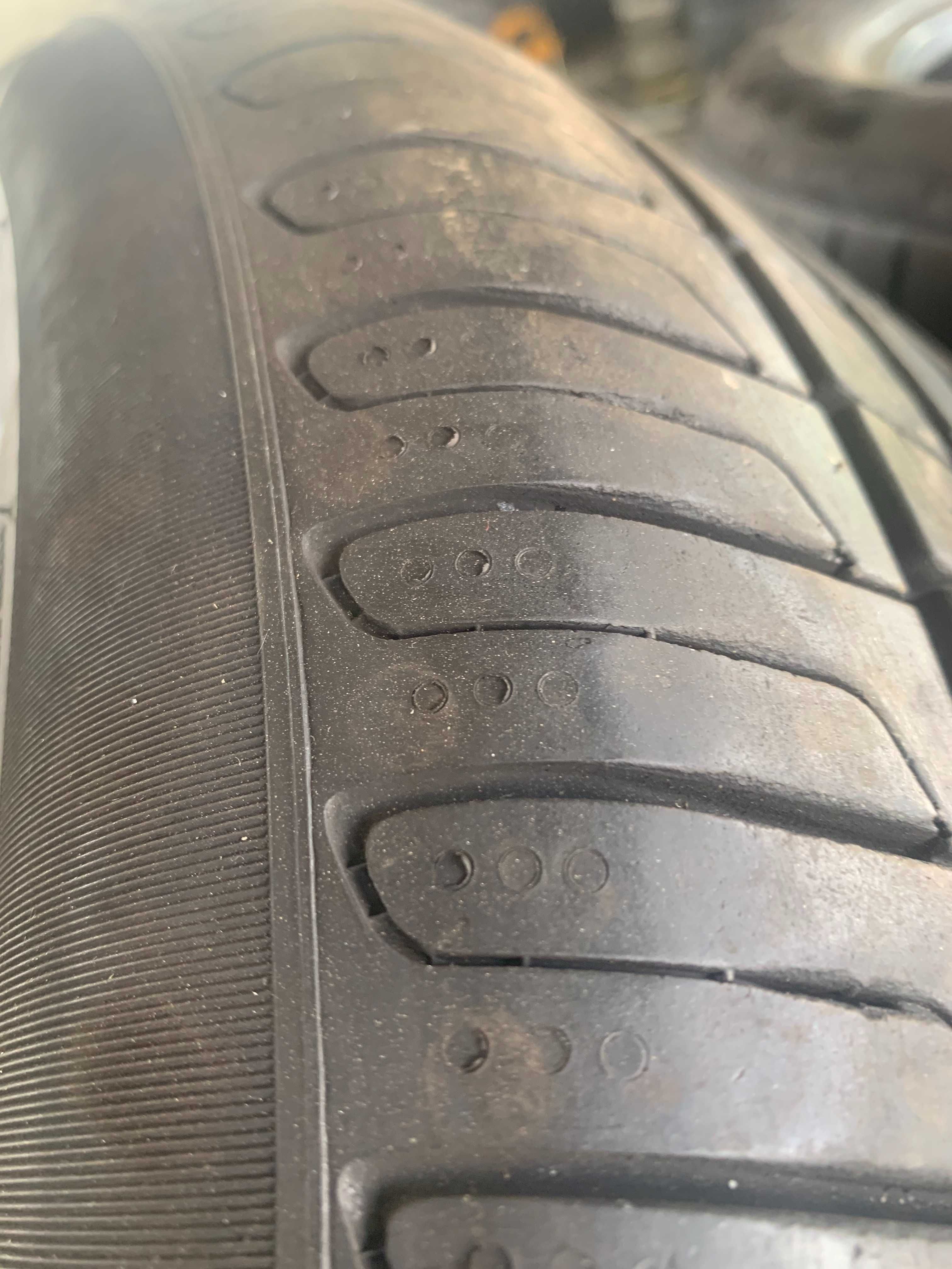 225 50 18  Anvelope Vara Pirelli P7  * Runflat   255 45 18