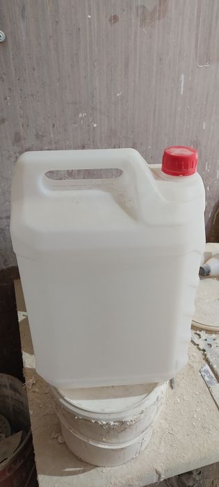 Канистра 10 литр  б/у