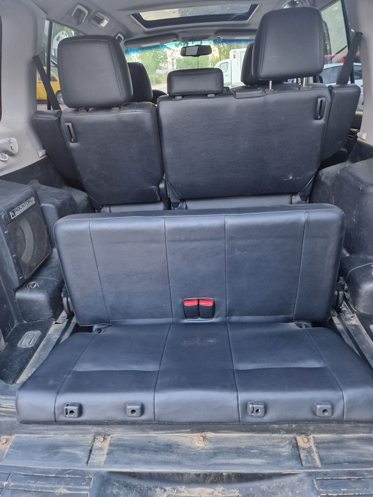 Dezmembrez mitsubishi pajero 4 an 2008
