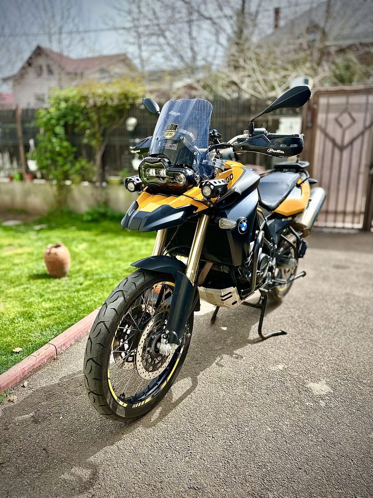 Bmw f800gs in stare foarte buna! Urgent am nevoie de bani!