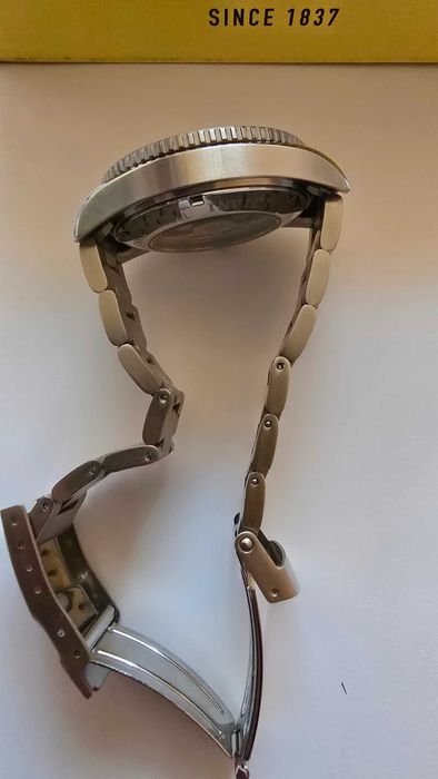 Vand Invicta, Ceas automatic de otel inoxidabil  Negru, Albastru royal