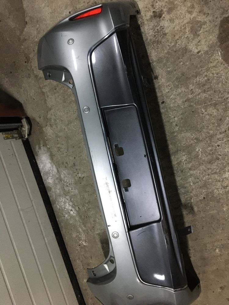 Bara Spate Toyota Auris Hatchback cu senzori parcare. 2013-2015