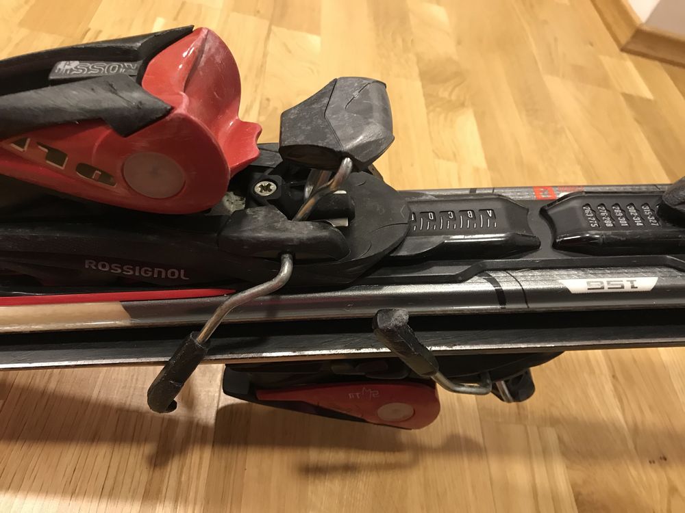 Schiuri Rossignol 156 Carbon