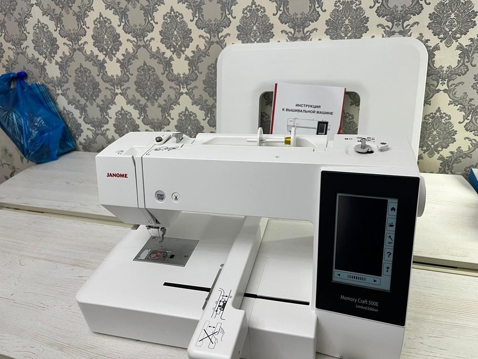 Продаю швейную машинку