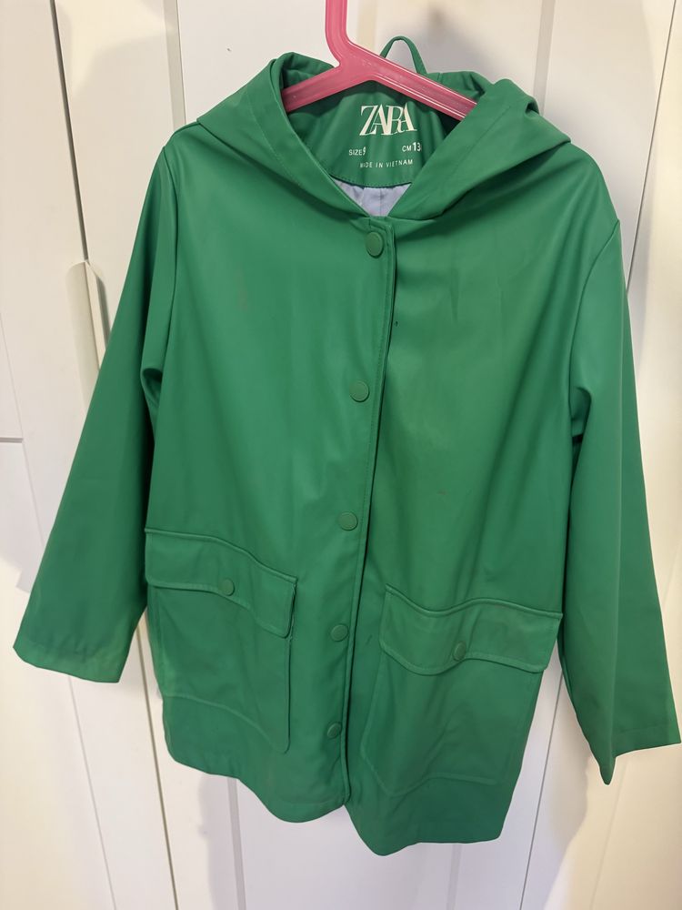 4 бр Zara Яке за есен ,бомпер ,дъждобран и палто зара 8-9 г 9-10 г