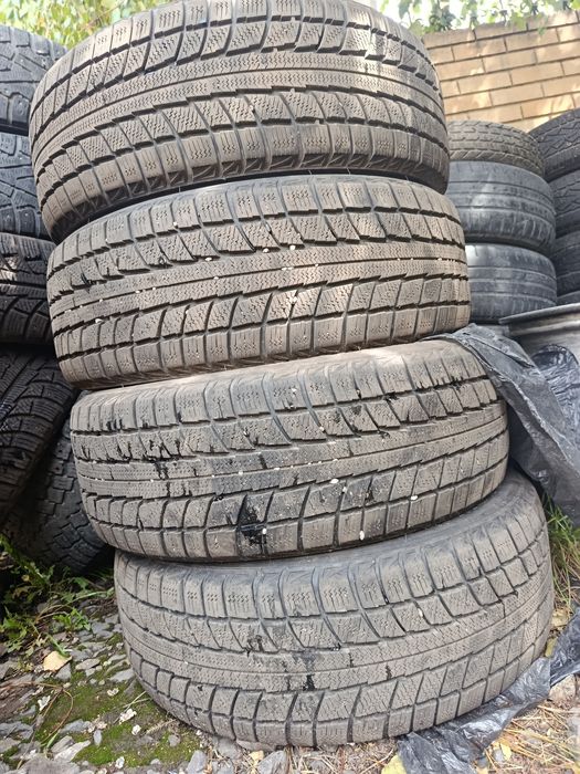 Triangle 215 60 R16 липучка
