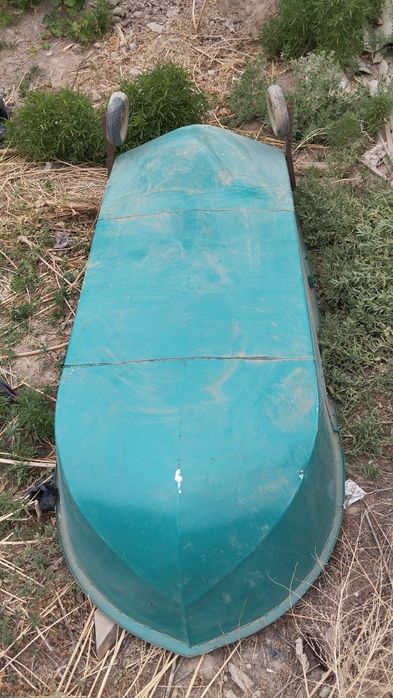 Продается лодка    qayiq satiladi