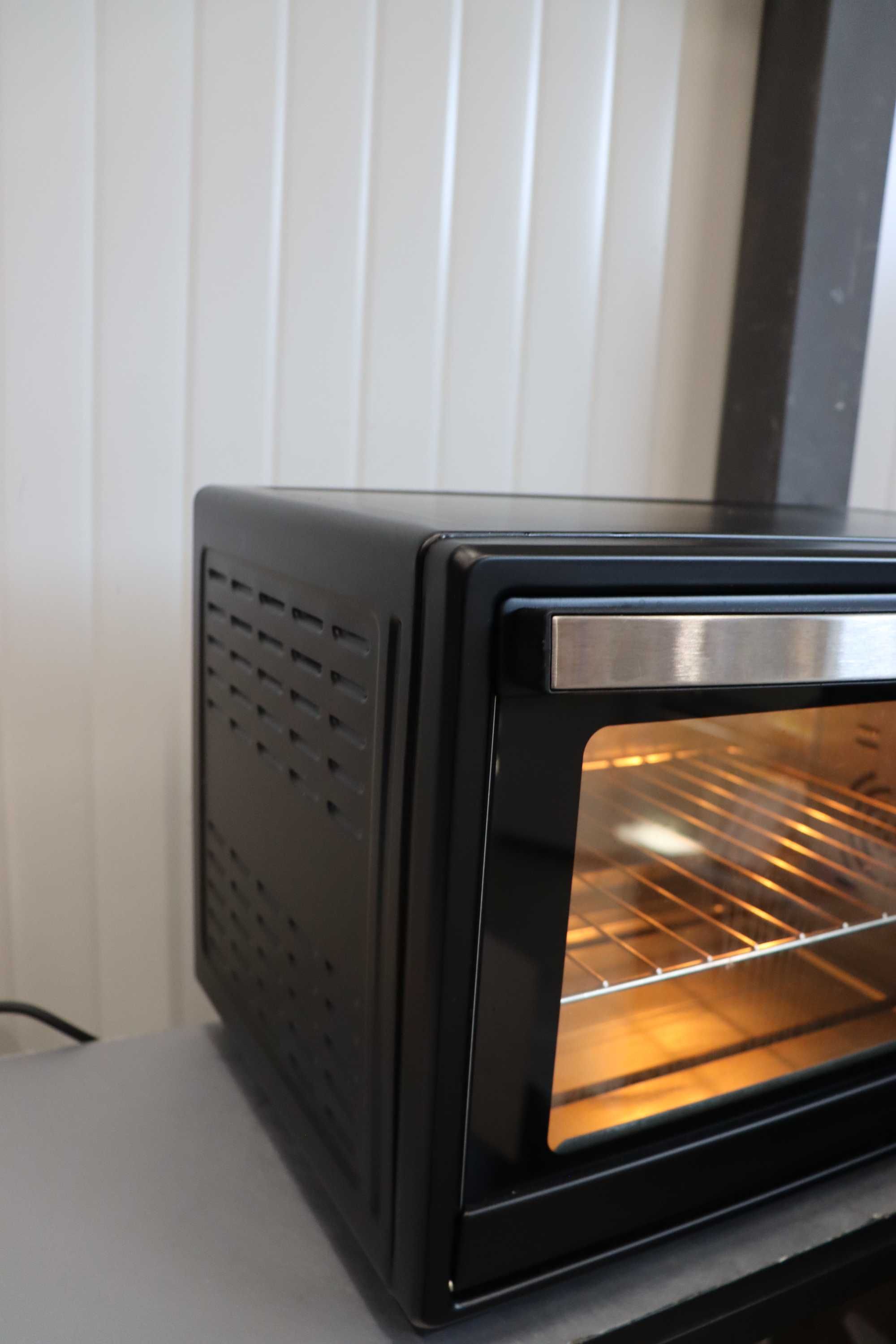 Електрическа вентилирана фурна DIGIQUEST 30L 1600W, таймер 60 минути