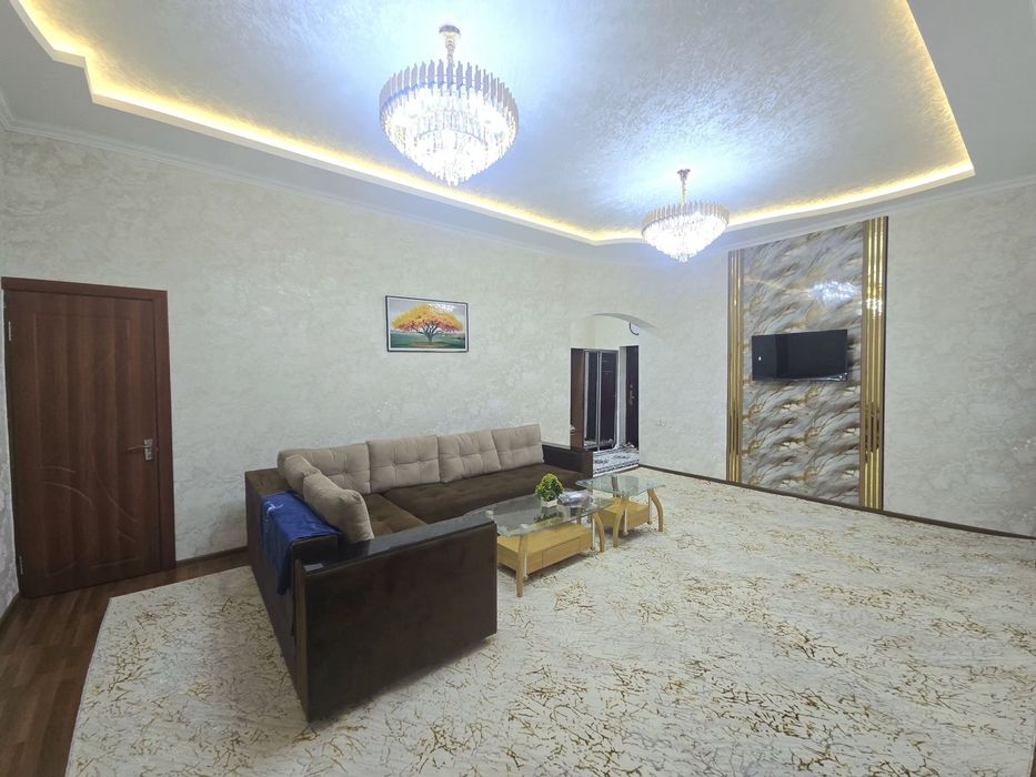 Продается 2 ком. Квартира на 2 этаже площадью 65 кв.м. По ул. Гагарина