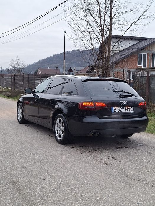 AUDI A4 B8 * 2.0 TDI* Automatic 8+1* Euro 5* Navigatie  MMI* FullLed*