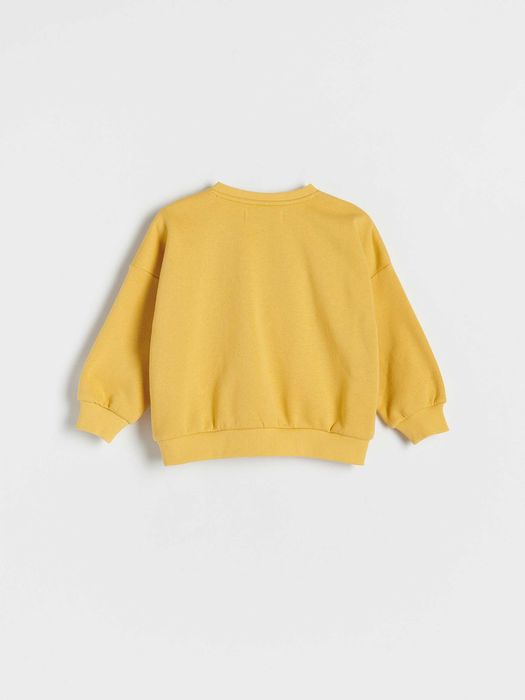 Нов суичър за момиче RESERVED