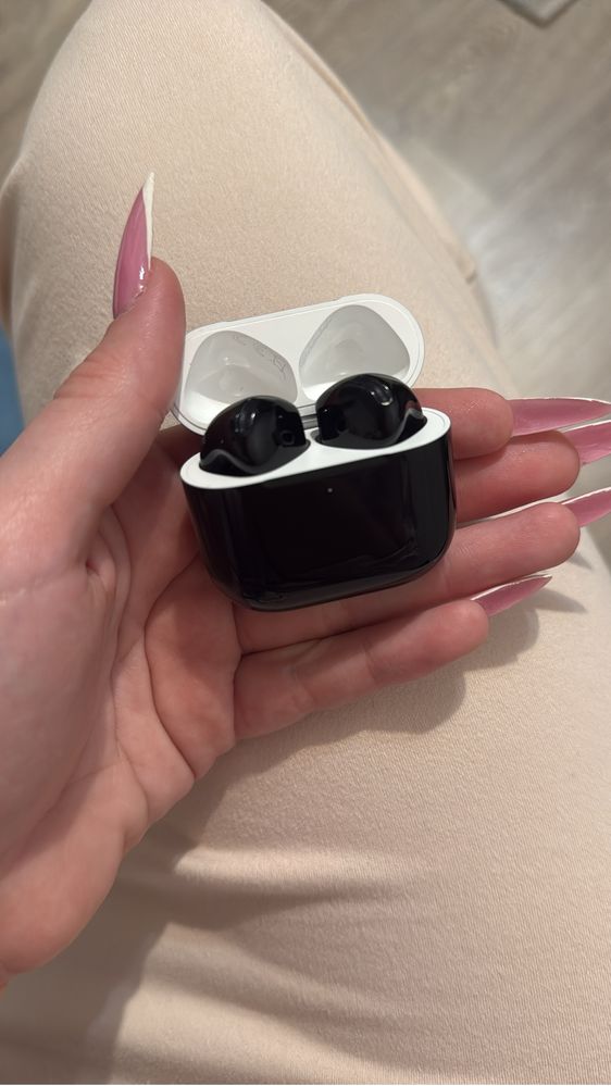 Airpods 4 custom