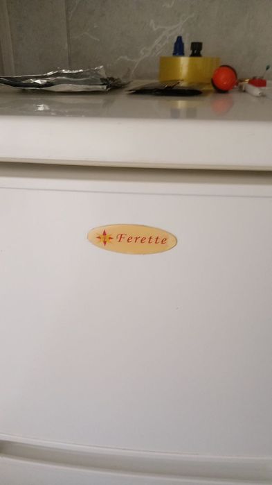 Продам холодильник