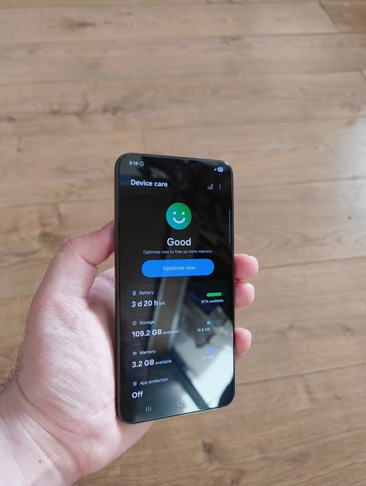 Samsung S22 in stare buna fara accesorii