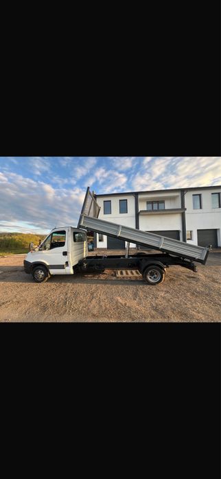 Iveco basculabil cu 2 cilindri pe 3 parti