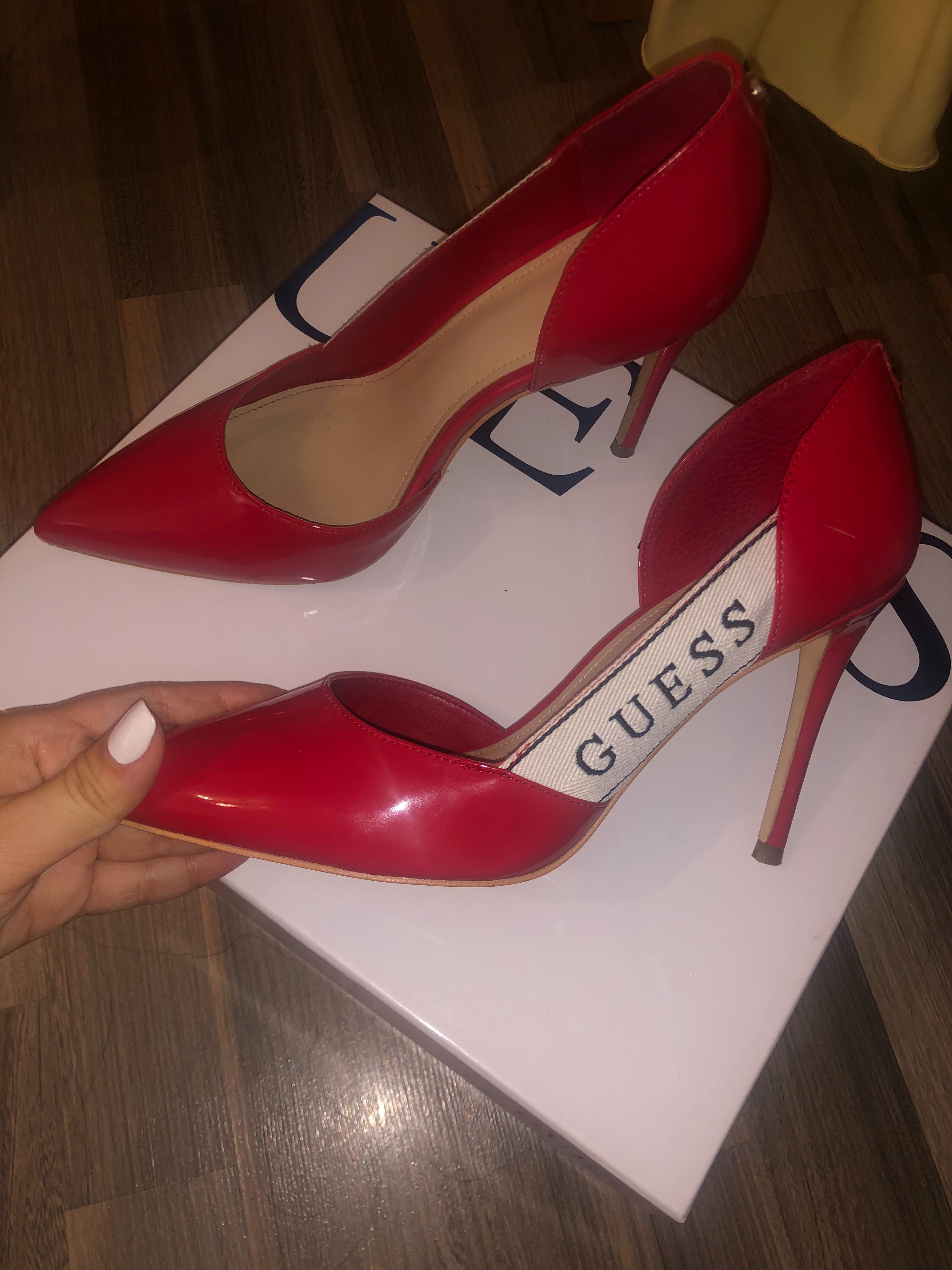 pantofi guess rosu